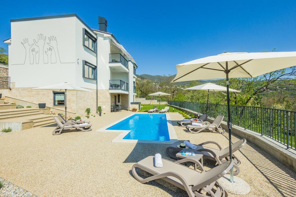Villa Manus - Boutique Apartments لوفغان المظهر الخارجي الصورة